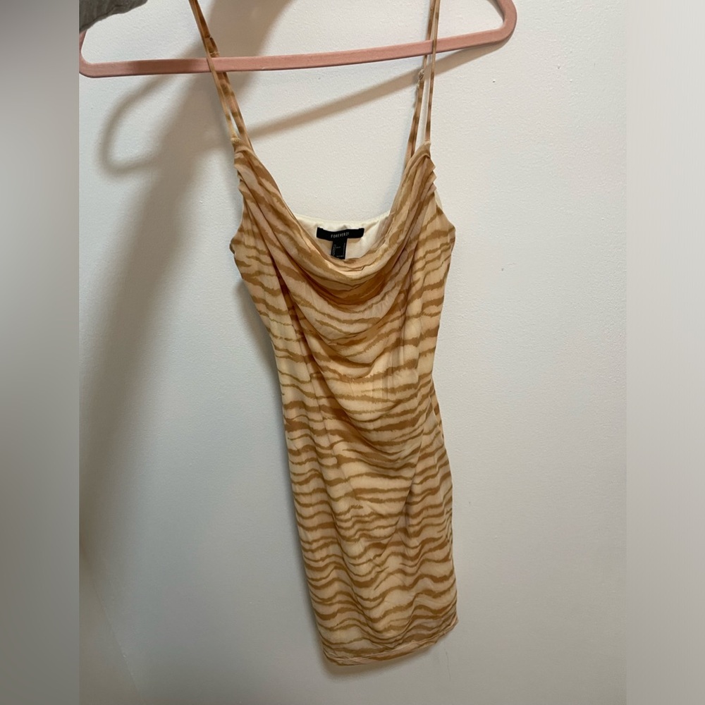 Forever 21 mini summer dress tan SMALL